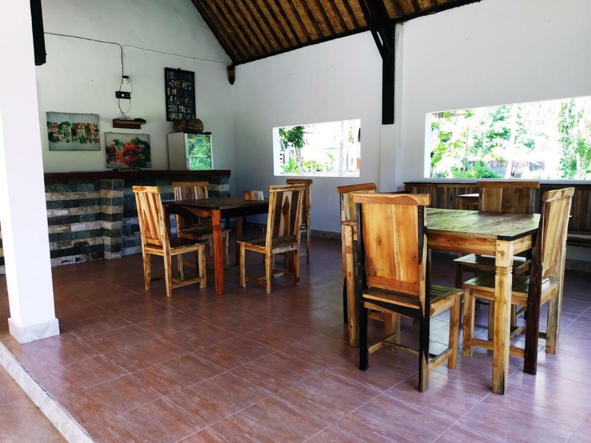 The Hamlet Hotel Kuta  Exterior photo