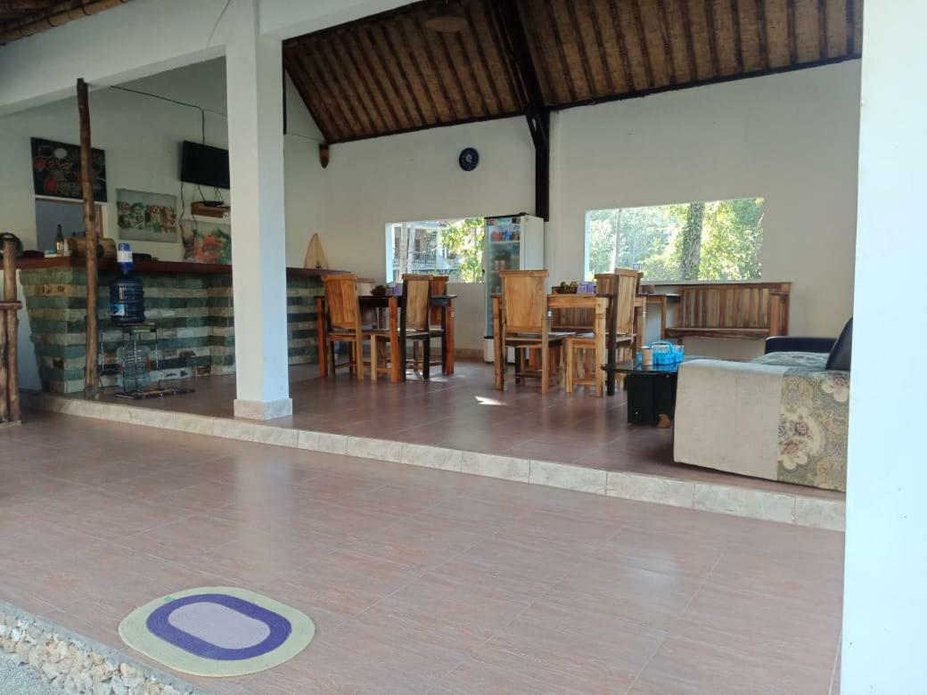 The Hamlet Hotel Kuta  Exterior photo
